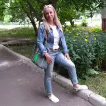 photo of Oksana. Link to photoalboum of Oksana