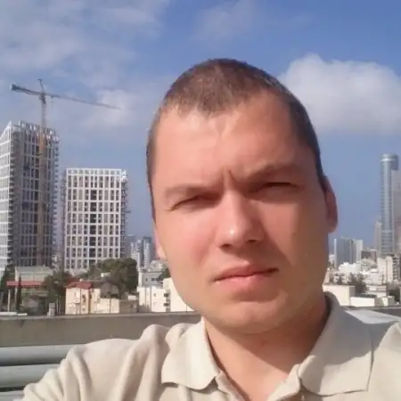 Petr, 40Netanya, Israel 