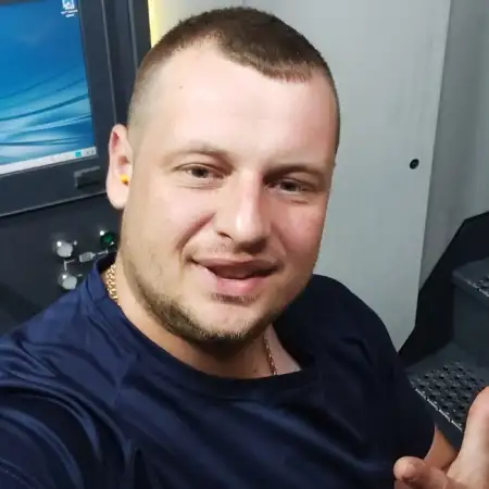 Dmitriy, 35Haifa, Israel 