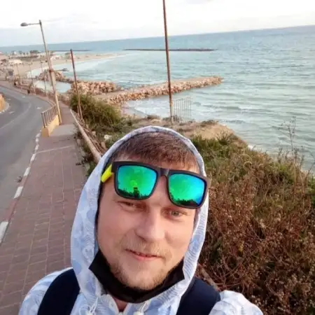 Aleksandr, 27Netanya, Israel 