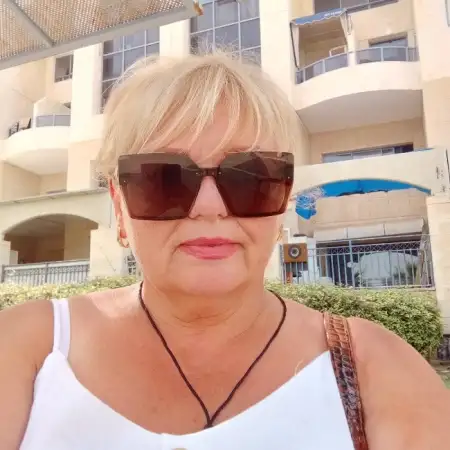 Viktoriya, 59Ashkelon, Israel 