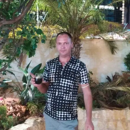 Ruslan, 39Bat Yam, Israel 