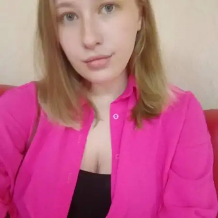 Polina, 24Yekaterinburg, Russia 