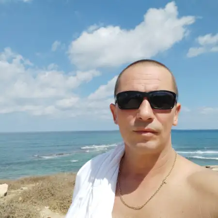 Sergey, 48Bat Yam, Israel 