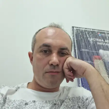 Aleksandr, 43Dnepropetrovsk, Ukraine 