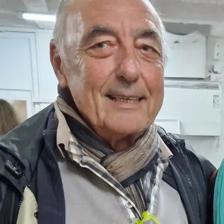 roger, 74Tel Aviv, Israel 