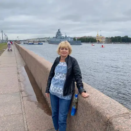 Elena, 62Moscow, Russia 