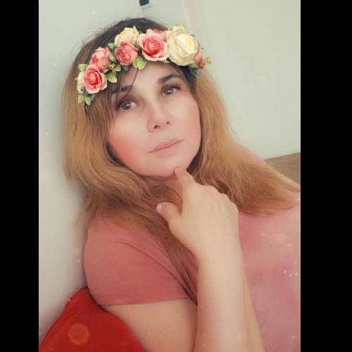 Maya, 44 years old USA  interested in dating with  man 