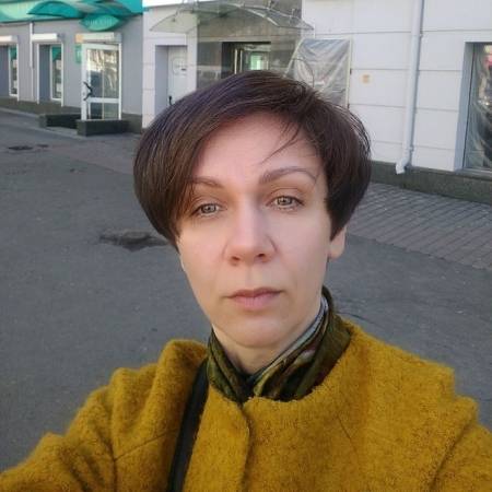 photo of Viktoriya. Link to photoalboum of Viktoriya