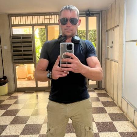 Sergey, 31  Israel, Petah Tikva  interested in dating with  woman