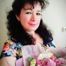 Viktoriya, 44